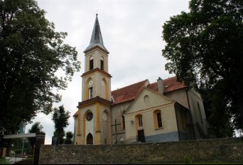 Kościół parafialny św. Jana Apostoła i Ewangelisty w Dziećmorowicach